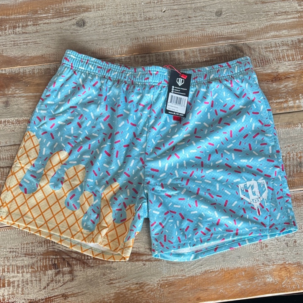 Ice Cream Shorts Cotton Candy XL brand new